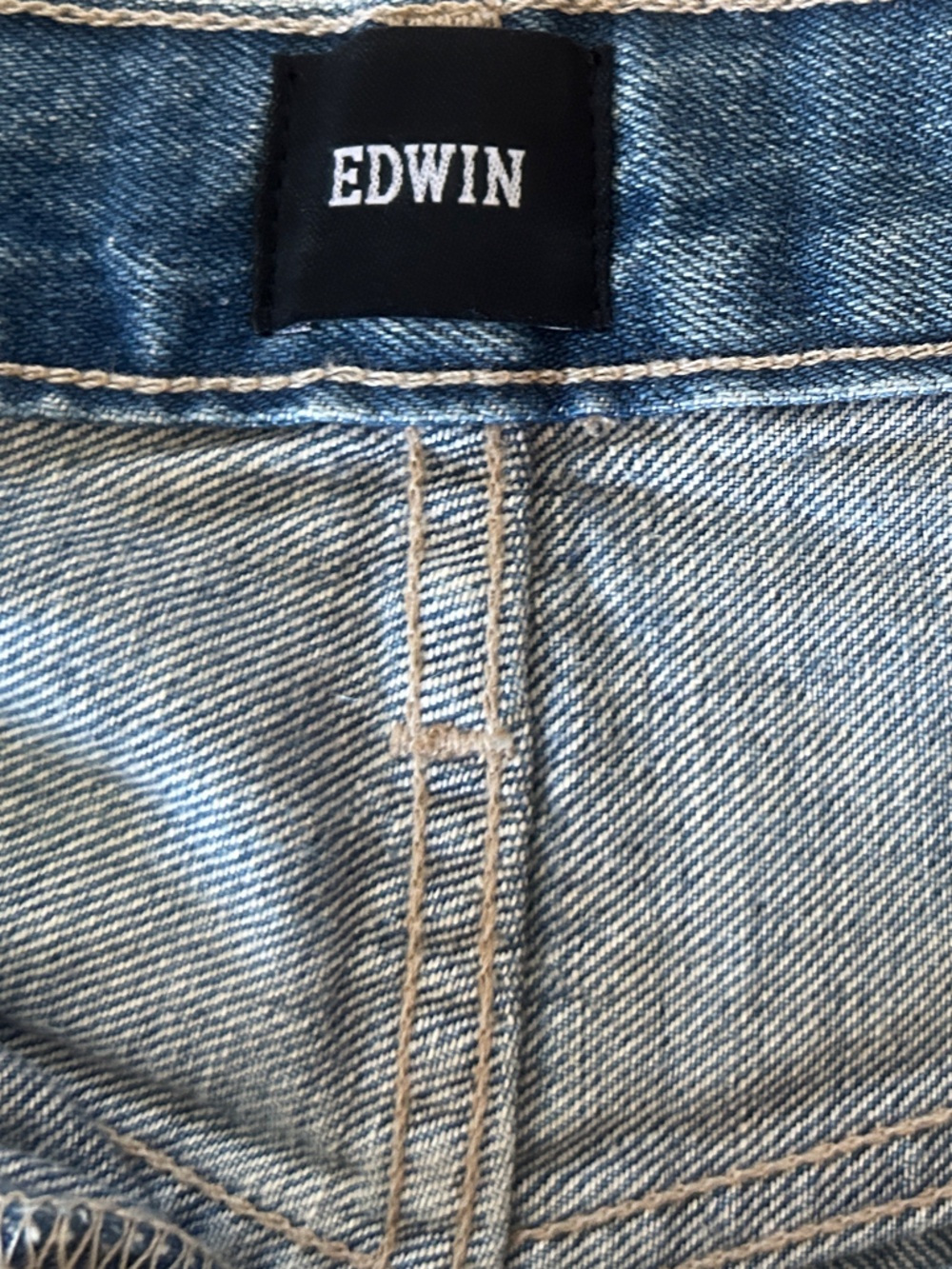 Edwin Shorts - Picture 3 of 4
